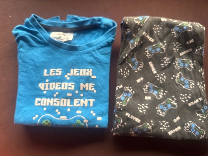 Lot n’1 de 2 pyjamas garçon 5 ans - photo numéro 4