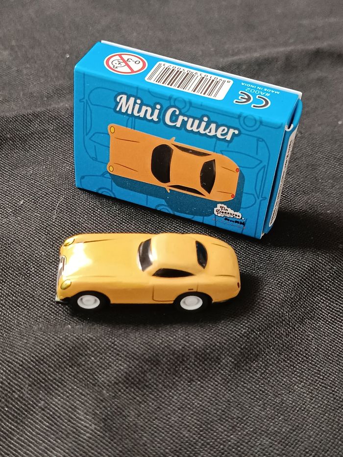 Voiture miniature - photo numéro 2