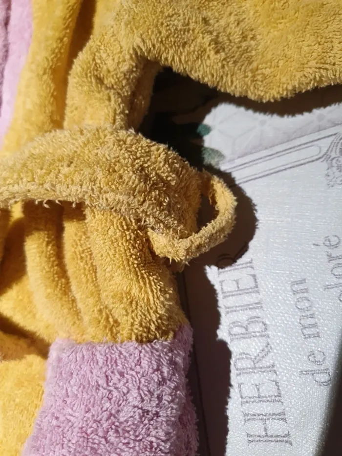 Peignoir a capuche 12/ 24 mois. - photo numéro 4