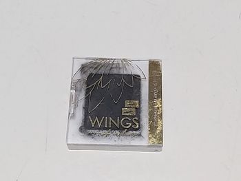 Fard à paupières gris foncé