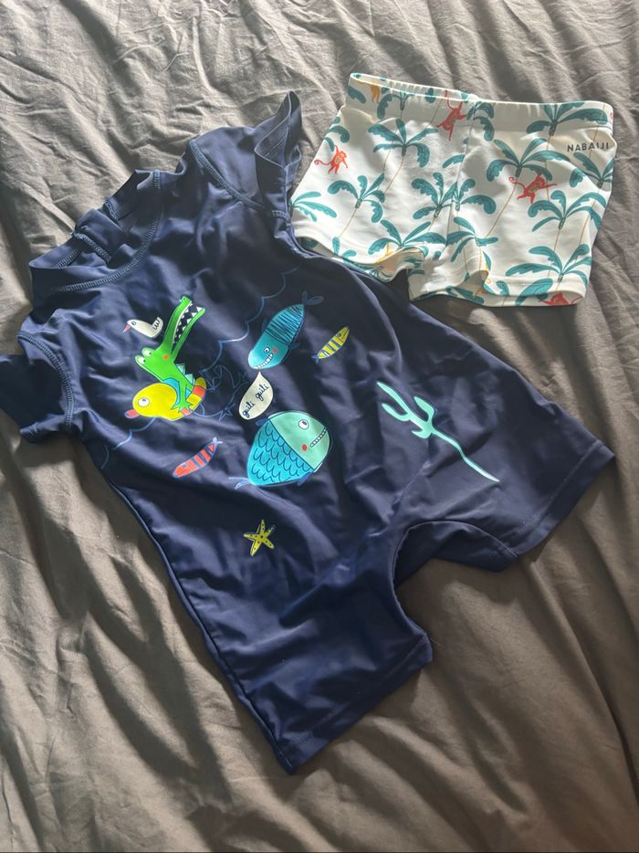 Combinaison anti uv + maillot de bain 3 ans