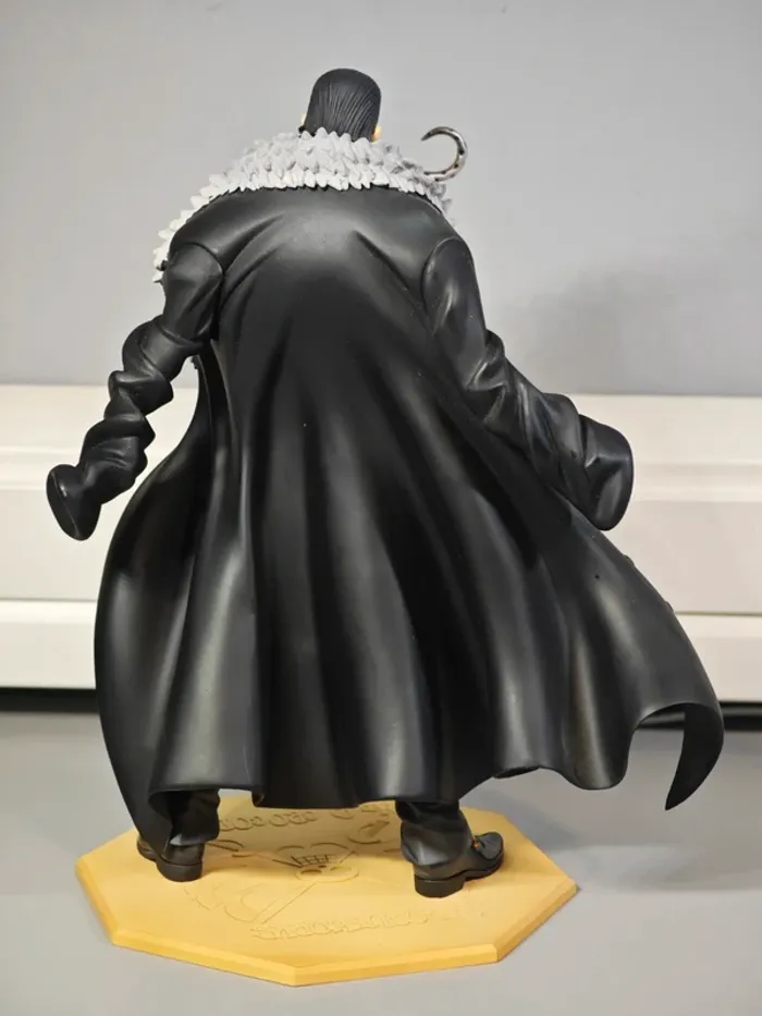 Figurine One Piece : Mr 0 Crocodile 24cm Megahouse sans boîte - photo numéro 4