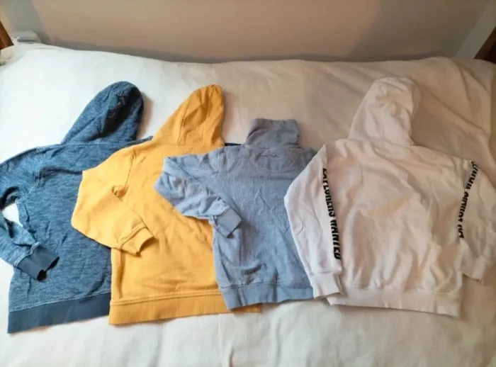 Lot 4 sweats - photo numéro 2