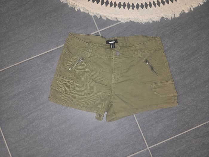 Short femme " jennyfer " taille 34