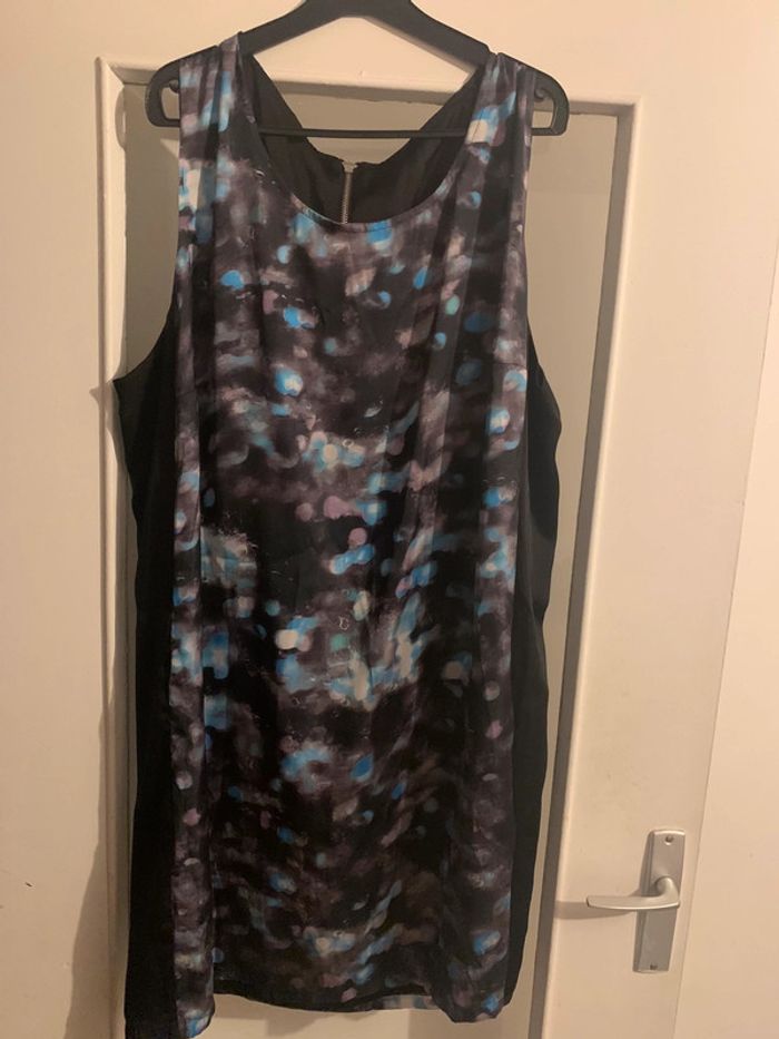 Jolie robe habillée - photo numéro 2