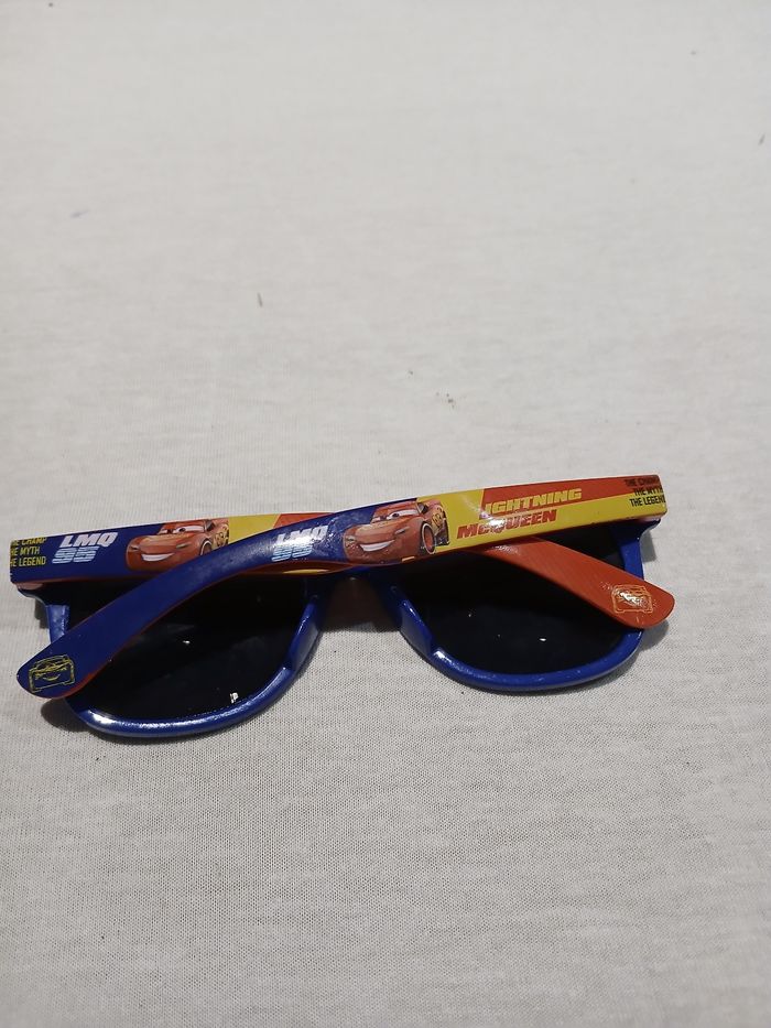 Lunette de soleil - photo numéro 2
