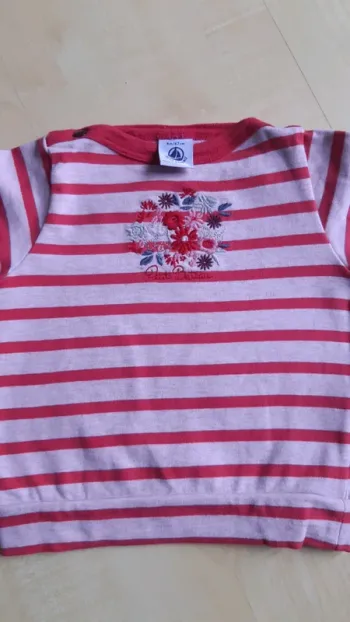 Pull fille petit bateau