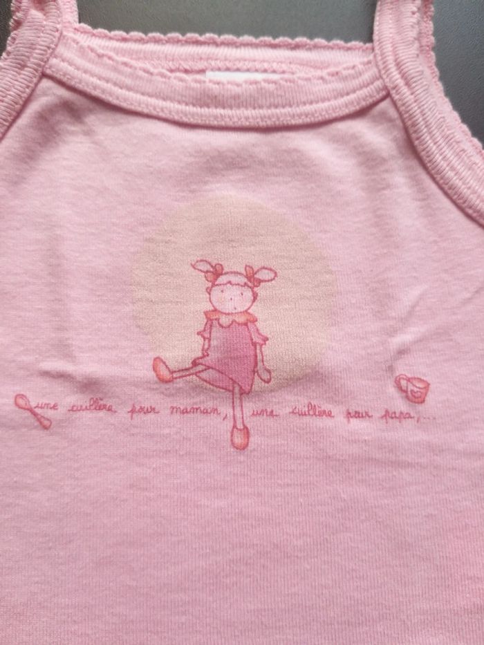 Joli débardeur rose en 3 mois - photo numéro 2