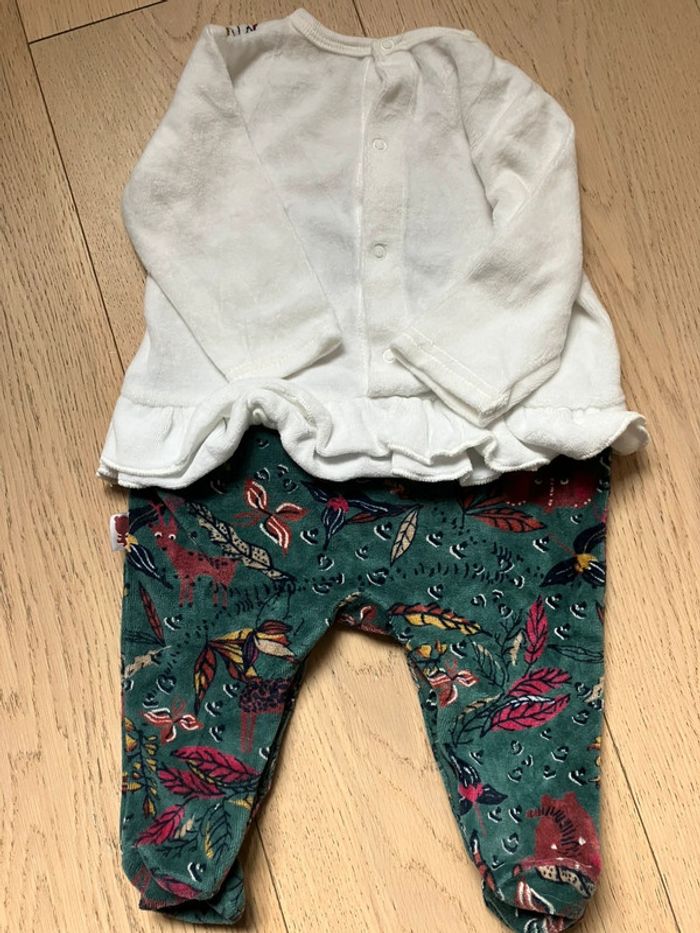 Très joli dors-bien/ grenouillère fille 3 mois en velours Petit Béguin - photo numéro 2