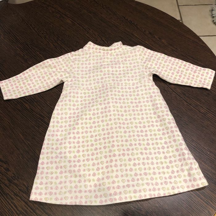 Robe 2 pièces obaibi 6 mois - photo numéro 3