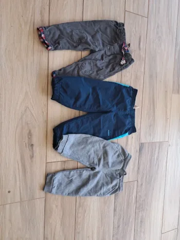 Lot 3 pantalons 18 mois