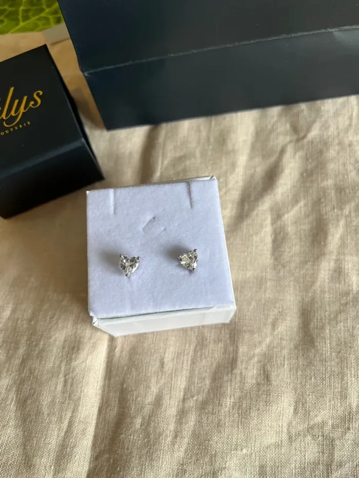 Boucles d’oreilles forme cœur argent 925 jamais porté