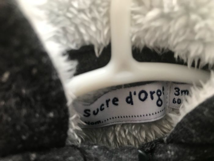 Veste à capuche neuve - photo numéro 4