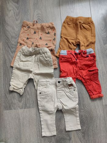 Lot de pantalons