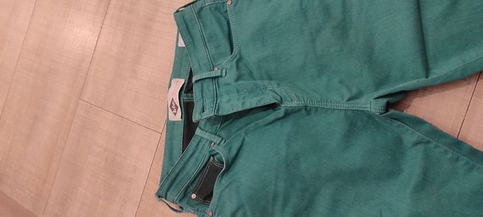 Lot des 2 paires des pantalons Lee Cooper - photo numéro 3