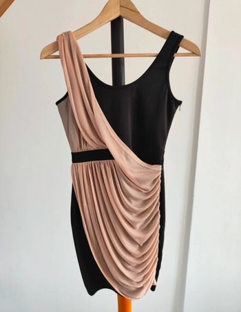 Robe noire et beige 34