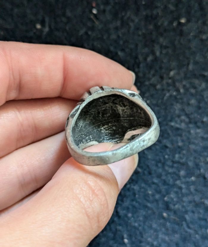 Chevalière en étain tête de mort - photo numéro 2