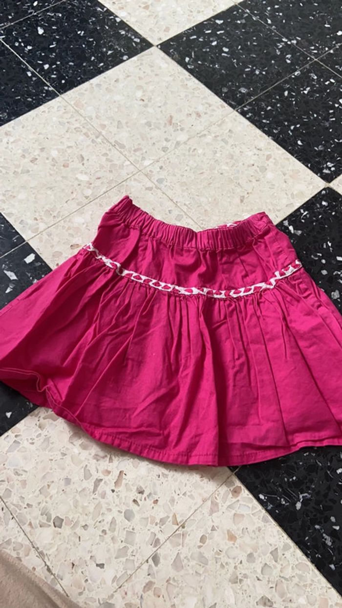 Jupe rose 5 ans jupe noire 6 ans - photo numéro 7