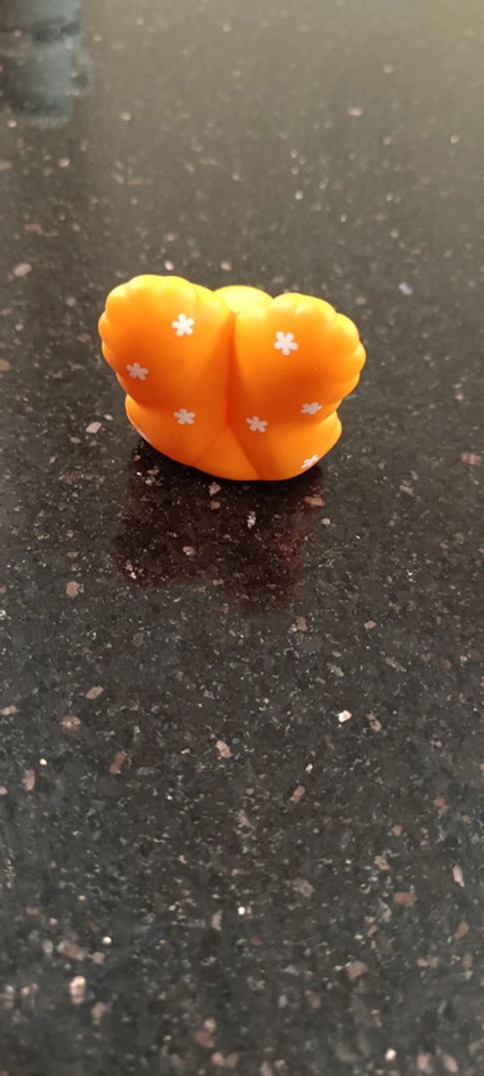 Poupée + papillon - photo numéro 4