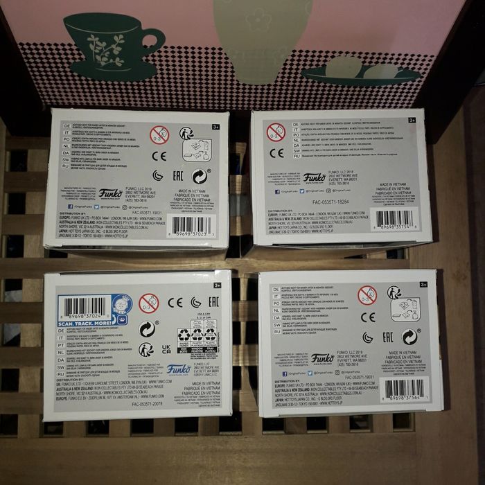 Funko Pop lot de 4 : 3 Princesses Jasmine + 1 Aladdin Disney 477 540 541 543 - photo numéro 6