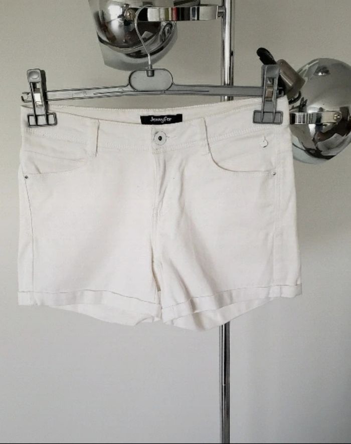 Short en jeans blanc