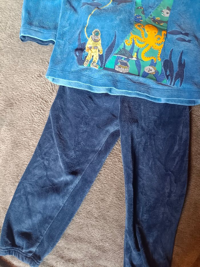 Pyjama 2 pièces 2 ans - photo numéro 3