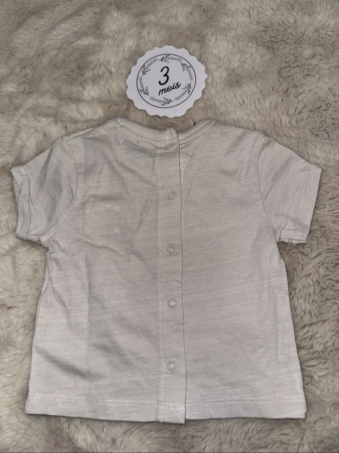 T shirt bébé 3mois - photo numéro 2