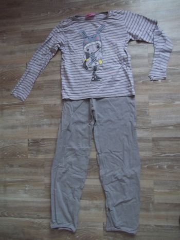 Pyjama (2) gris NKY 10 ans/140 cm
