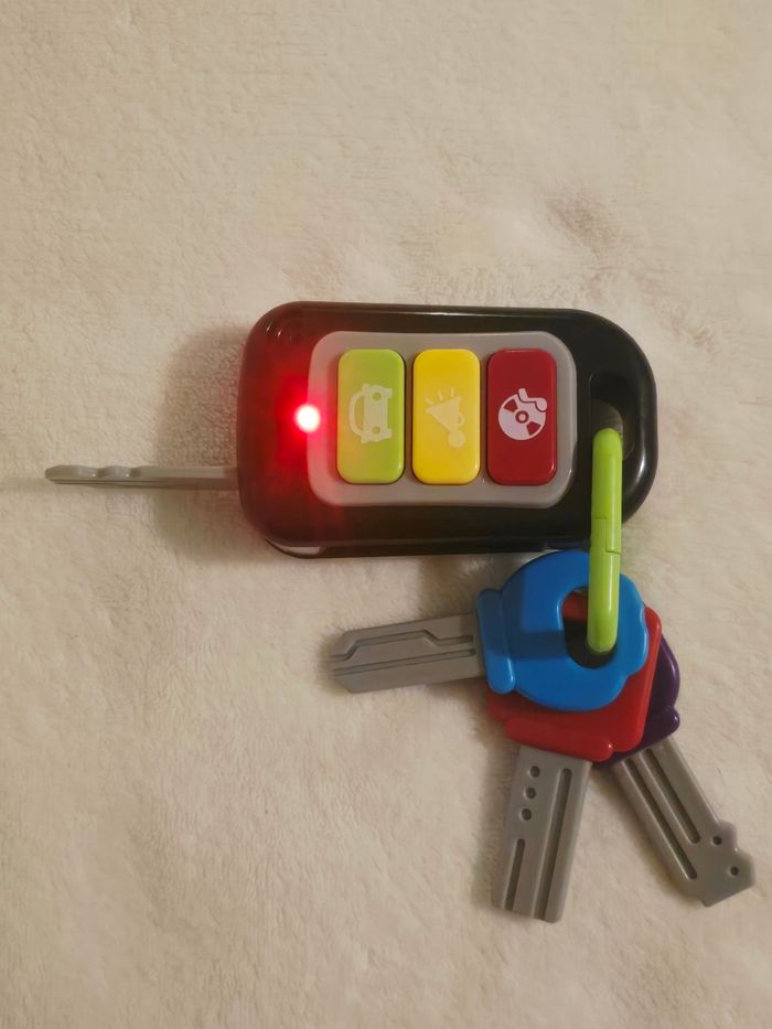 Lot jouets bébé. - photo numéro 2