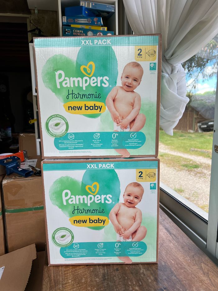 Couche taille 2 Harmonie Pampers : 222 couches (2*111) - photo numéro 3