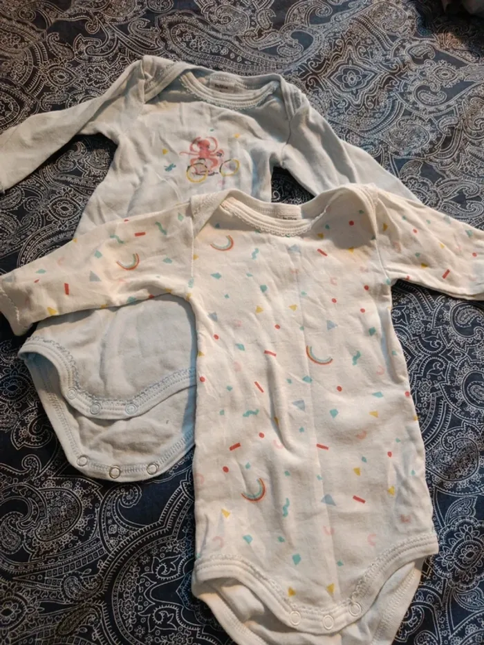 2 bodies petit bateau 60cm
