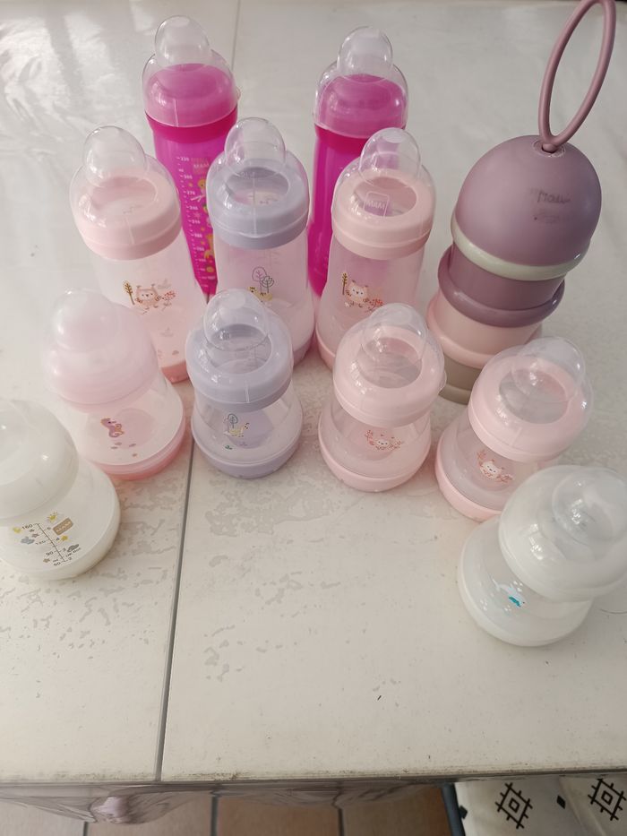 Lot biberons Mam