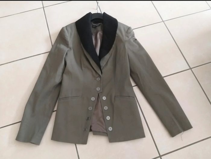 Superbe veste Apart