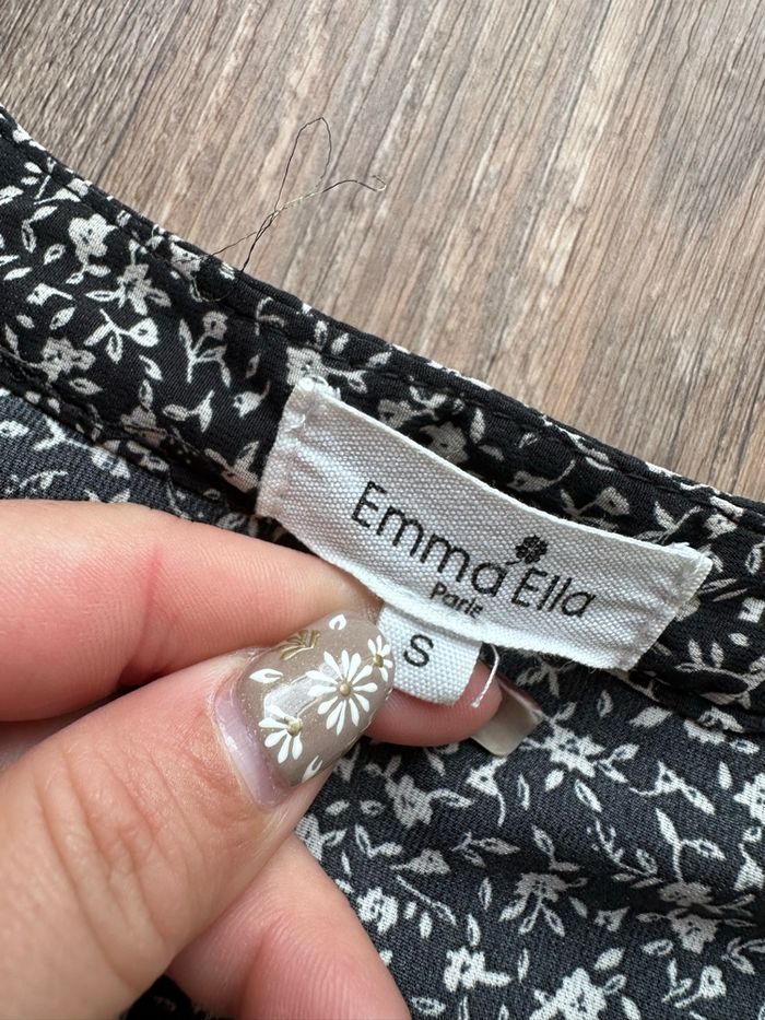- Blouse Emma Ella    - Taille S  - Très bon état - photo numéro 2