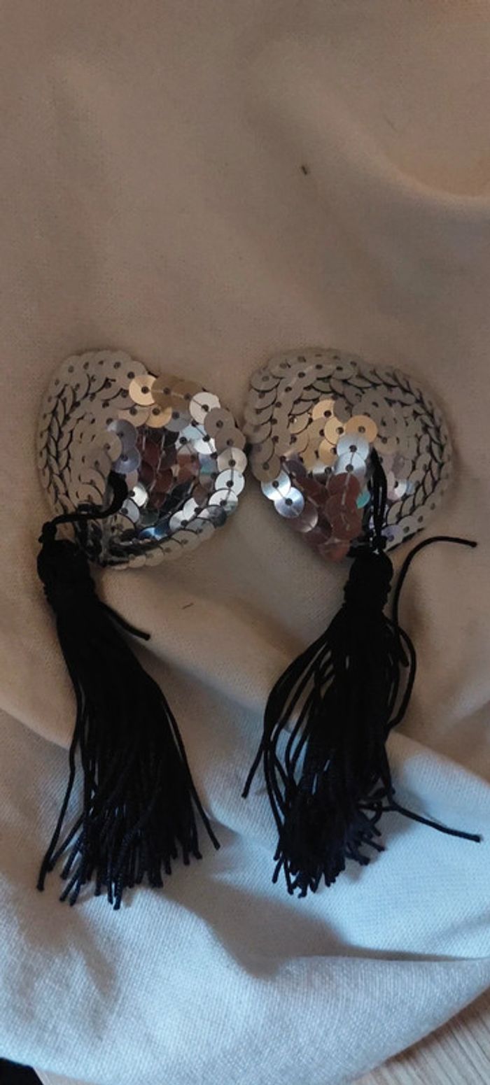 Paire de nipples neufs