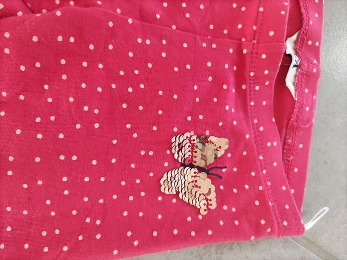 Lot tee-shirt et deux leggings 3/4 - photo numéro 6