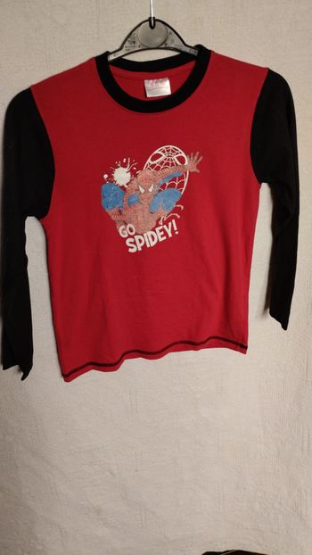 Haut manches longues Spidey – 8 ans
