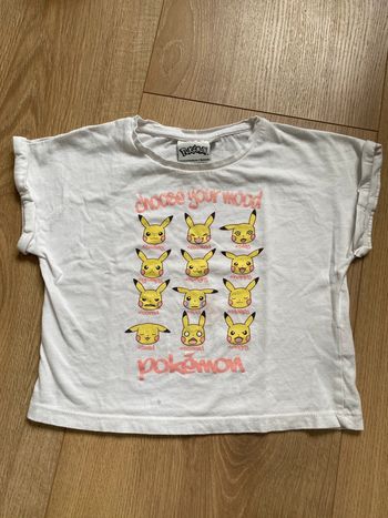 T-shirt manches courtes Pokémon pikatchu