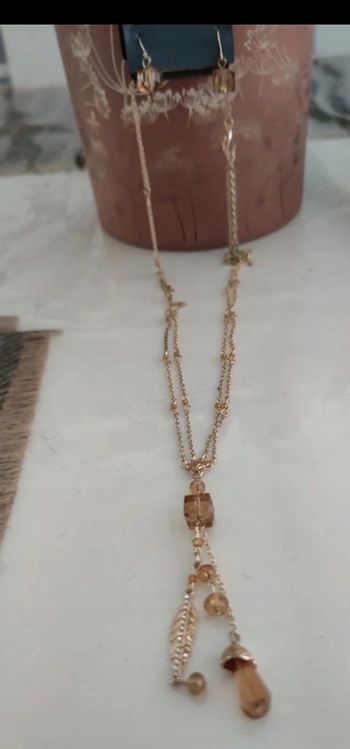 Parure boucle d'oreille collier neuf