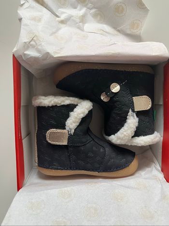 Bottine mi-haute marine kickers