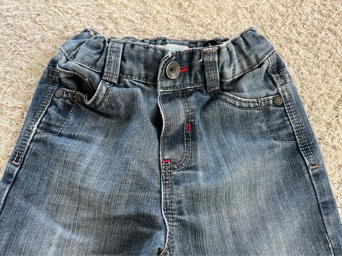 Pantalon jean marque Obaïbi taille 18 mois - photo numéro 2