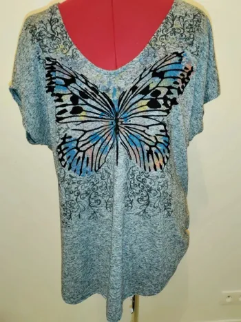 T shirt imprimé noué dans le dos