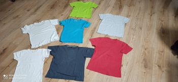 7  t shirts unis 10 ans