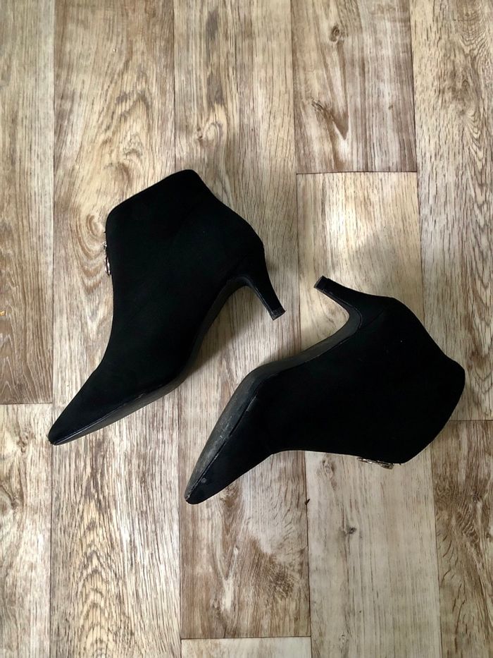Bottines 👢 • 39 • Claudia ghizzani • Noir • Très bon état - photo numéro 3