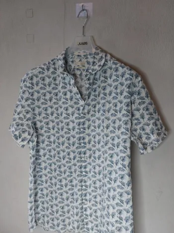 Chemise blanche manches courtes imprimé bleu "Celio"