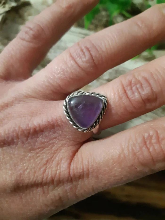 Bague en argent plaqué avec une améthyste - photo numéro 4