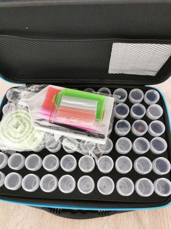 Trousse diamond painting