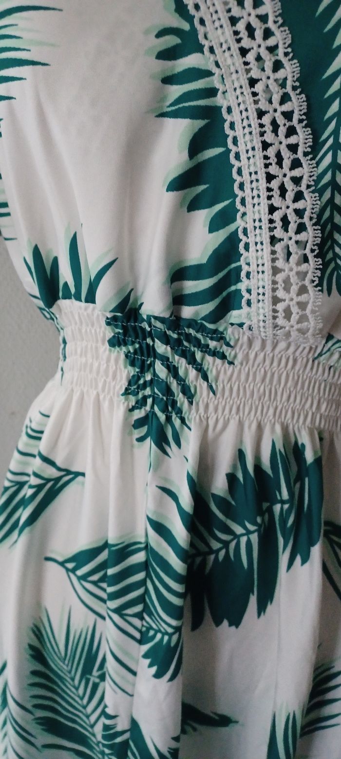 Très jolie robe d'été femme T U - photo numéro 7