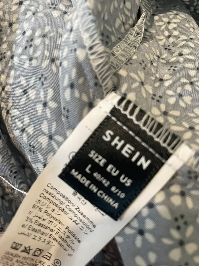 Haut fleurie SHEIN - photo numéro 3