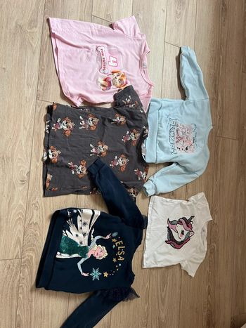 Lot fille 4/5 ans
